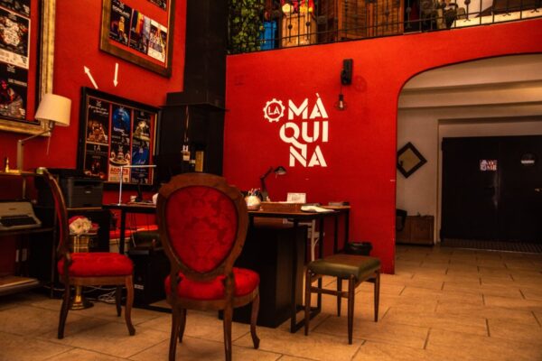 hallmaquina-17 hallmaquina-17